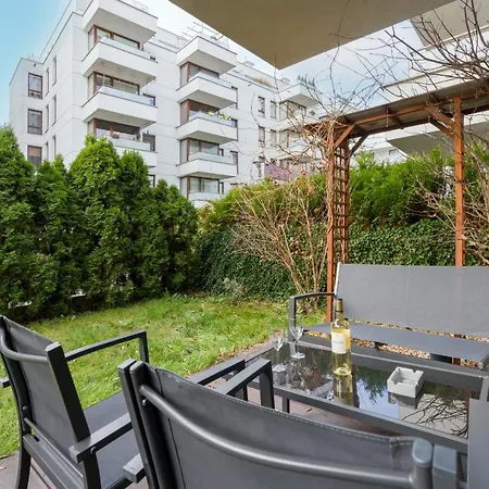 Lägenhet Centre Osiedle Galileo By Renters *